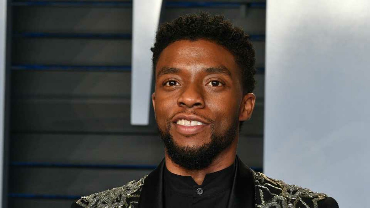Chadwick Boseman 'Black Panther' star dies of colon cancer at 43 USA Newshour